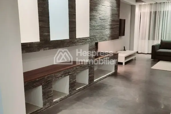 Modern 2-suite apartment in Plein Racine for rent