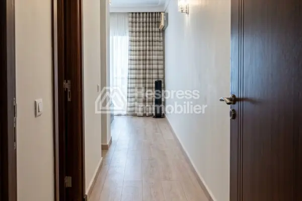 Modern 2-suite apartment in Plein Racine for rent