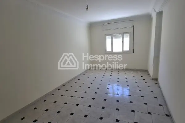 Office apartment in the city center for sale