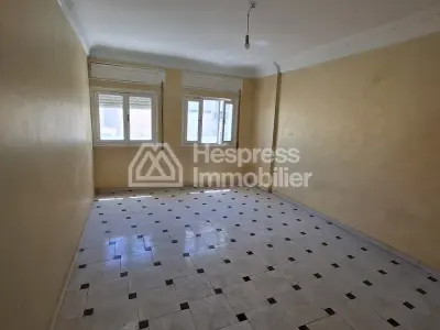 Office apartment in the city center for sale