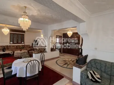 Maison de 3 étages à Drissia Fatima Zohra