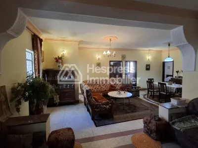 Maison de 3 étages à Drissia Fatima Zohra