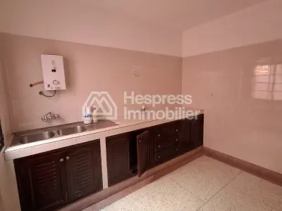 Maison de 3 étages à Drissia Fatima Zohra