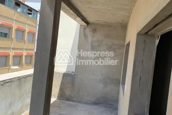 House nearing completion in the Charf district