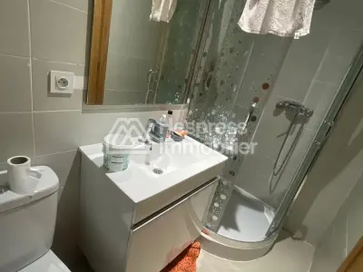 Apartment for sale with terrace in Marina Asila