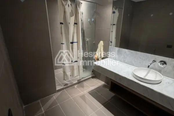 Magnifique appartement à clos des pins