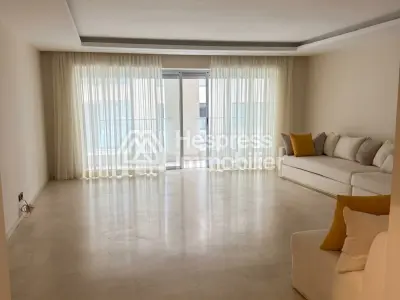 Magnifique appartement à clos des pins