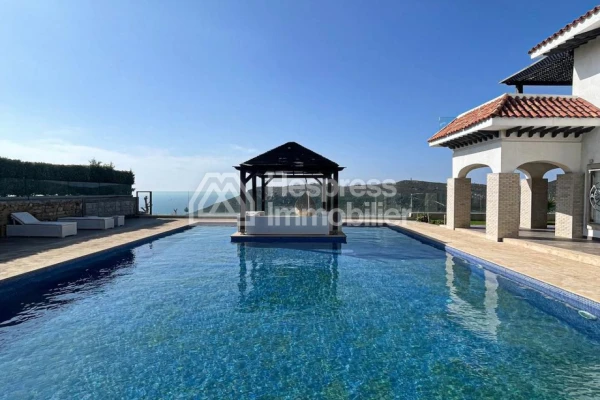 Somptueuse villa en location à Tanger