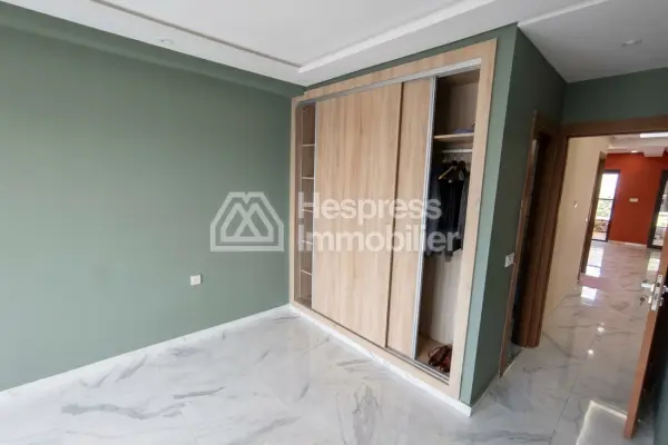Bel appartement traversant vue piscine