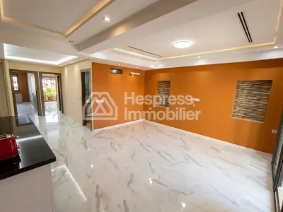 Bel appartement traversant vue piscine