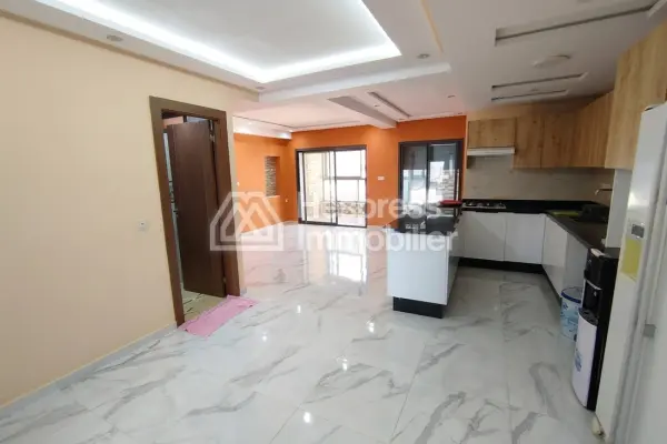 Bel appartement traversant vue piscine