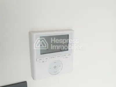 شقة مريحة في كوستا ليفينج مع مسبح على السطح