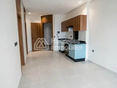 شقة مريحة في كوستا ليفينج مع مسبح على السطح