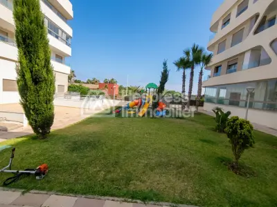 Superb unfurnished apartment for rent in Garden Paradise