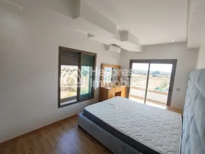 Superb unfurnished apartment for rent in Garden Paradise