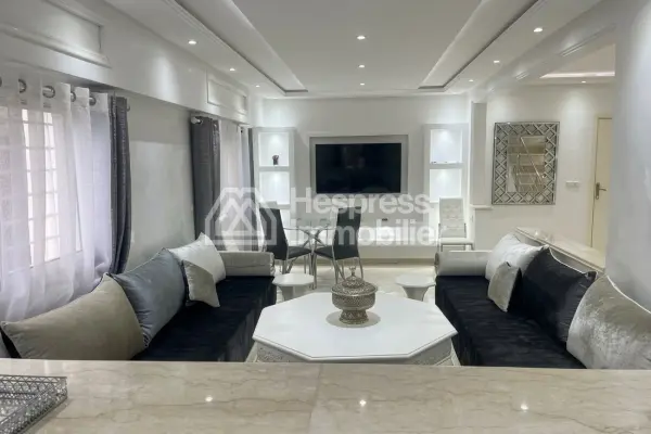 Elegant Duplex with Private Garden in a Secure Residence