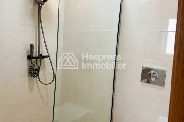 Beautiful new furnished apartment in Garden Paradise