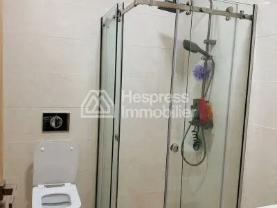 شقة مفروشة جديدة وجميلة في جاردن بارادايس