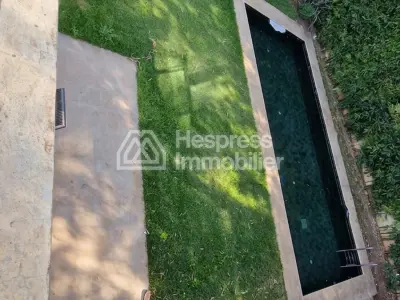 فيلا للإيجار في Ville verte بوسكورة ، مساحتها 800 متر مربع