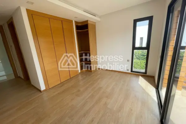 فيلا للإيجار في بوسكورة Ville verte بمساحة 570 مترًا مربعًا
