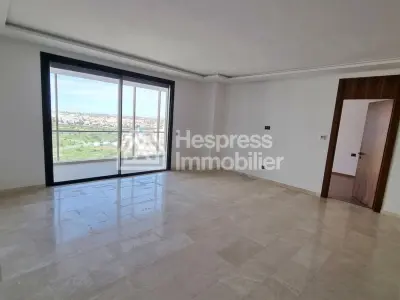 Empty studio apartment for rent CFC