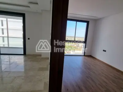 Empty studio apartment for rent CFC