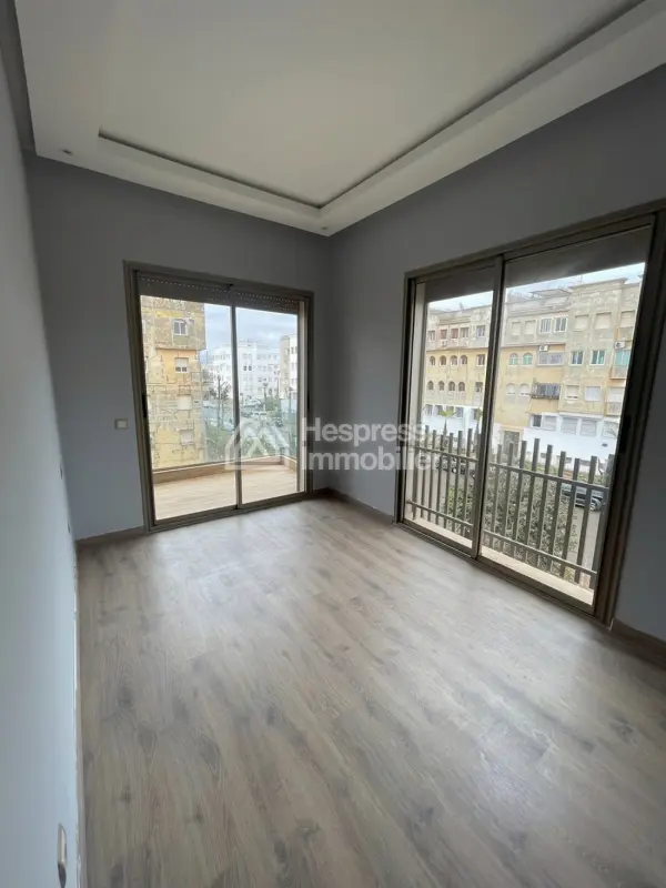 3-bedroom apartment for rent on Californie