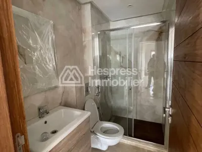 3-bedroom apartment for rent on Californie