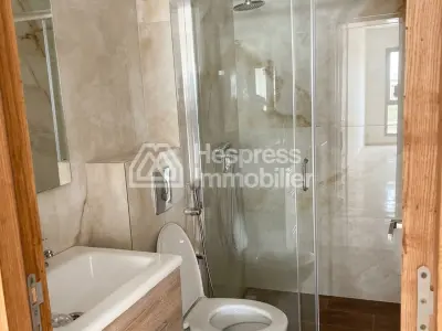 3-bedroom apartment for rent on Californie
