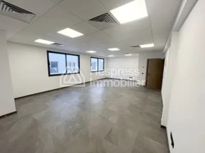 For rent – ​​Office – Sidi Maarouf Escape