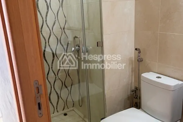 شقة غير مفروشة للإيجار في مركز المدينة Bouskoura