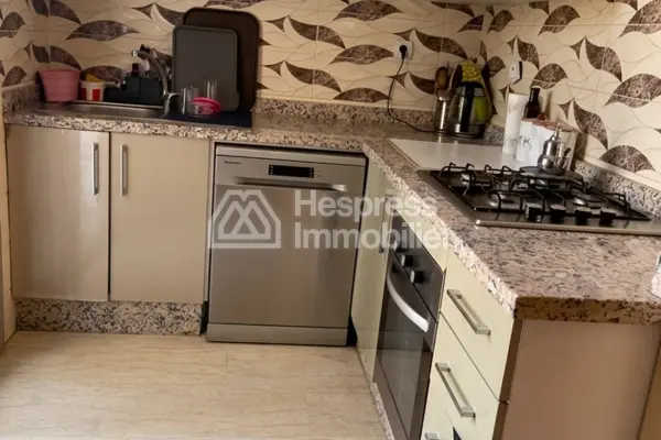 شقة غير مفروشة للإيجار في مركز المدينة Bouskoura