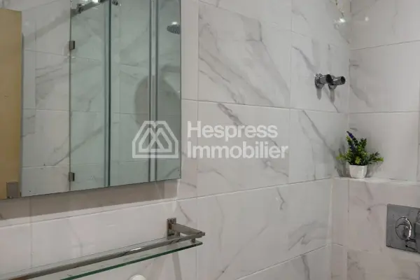 3-bedroom apartment near Victor Hugo