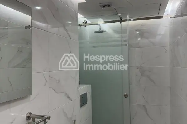 3-bedroom apartment near Victor Hugo