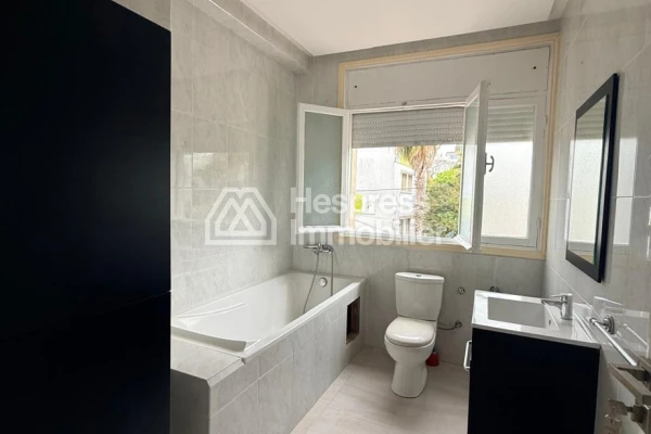 villa en location bien située à Hassan
