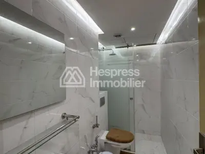 3-bedroom apartment near Victor Hugo