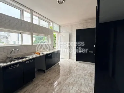 villa en location bien située à Hassan
