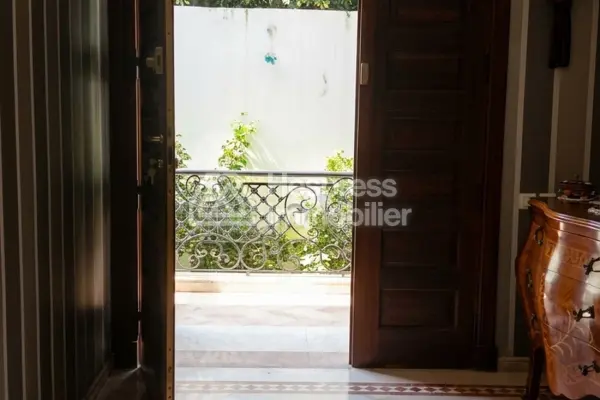 Villa for sale in Florida near Luigie restaurant