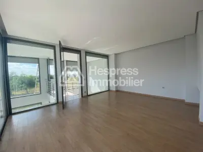 Villa with Pool and Golf View Ville verte