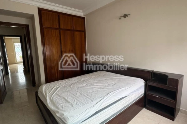 Beautiful apartment with terrace for rent