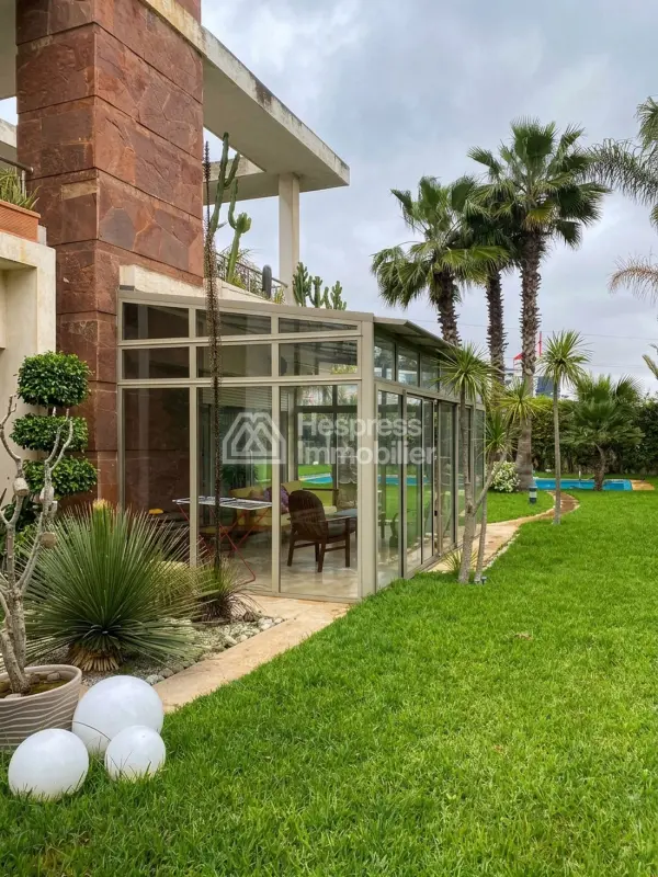 Villa Moderne Meublée à Louer – Bouskoura