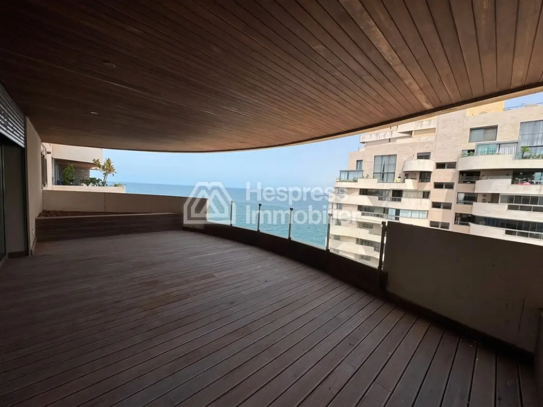 New 3-bedroom apartment with sea view for sale in the marina