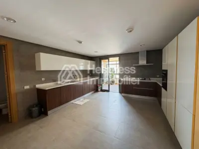 New 3-bedroom apartment with sea view for sale in the marina