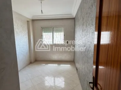 Appartement vide 76 m² à louer – 2 Mars