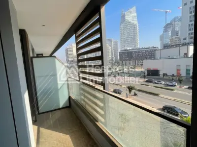 Empty apartment for rent in Finance City