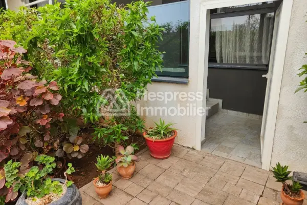 Très bel appartement à CFC à louer 80 m²