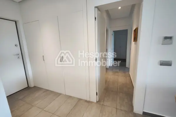 Très bel appartement à CFC à louer 80 m²
