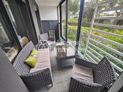 Très bel appartement à CFC à louer 80 m²
