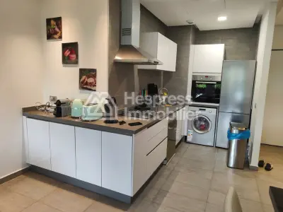Très bel appartement à CFC à louer 80 m²