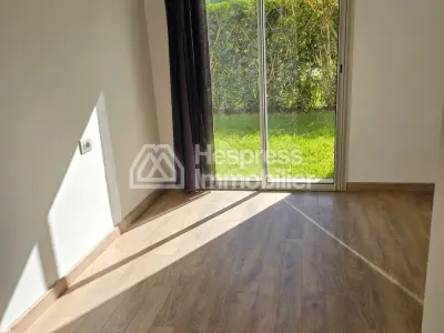 شقة أرضية فارغة للإيجار في Ville verte بوسكورة
